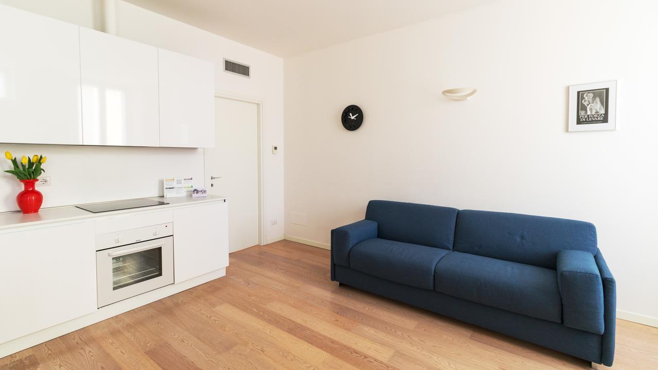 Italianway-San Rocco Second Floor Apartment Milan Bagian luar foto